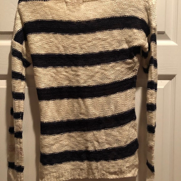 Sweater - Picture 3 of 4